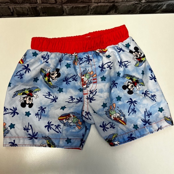 Mickey Mouse‎ - Picture 2 of 6